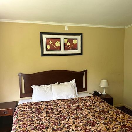 Kingston Motel Экстерьер фото