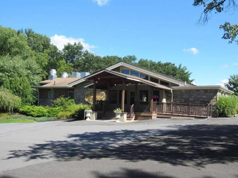 Kingston Motel Экстерьер фото